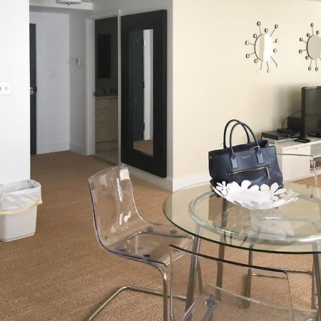 The Carlyle 3G Apartment Маями Бийч Екстериор снимка