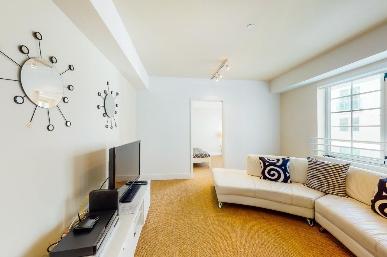 The Carlyle 3G Apartment Маями Бийч Екстериор снимка