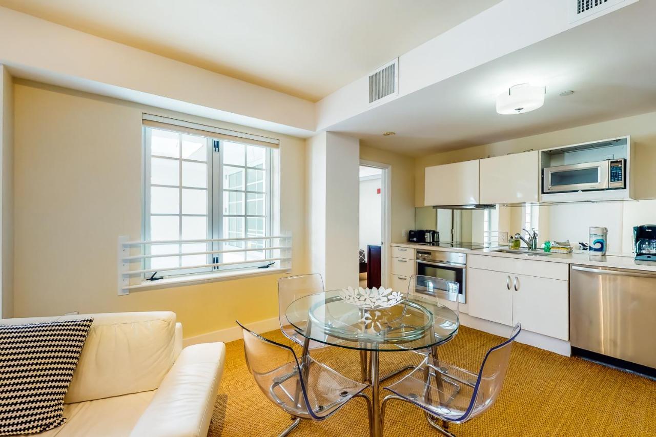 The Carlyle 3G Apartment Маями Бийч Екстериор снимка